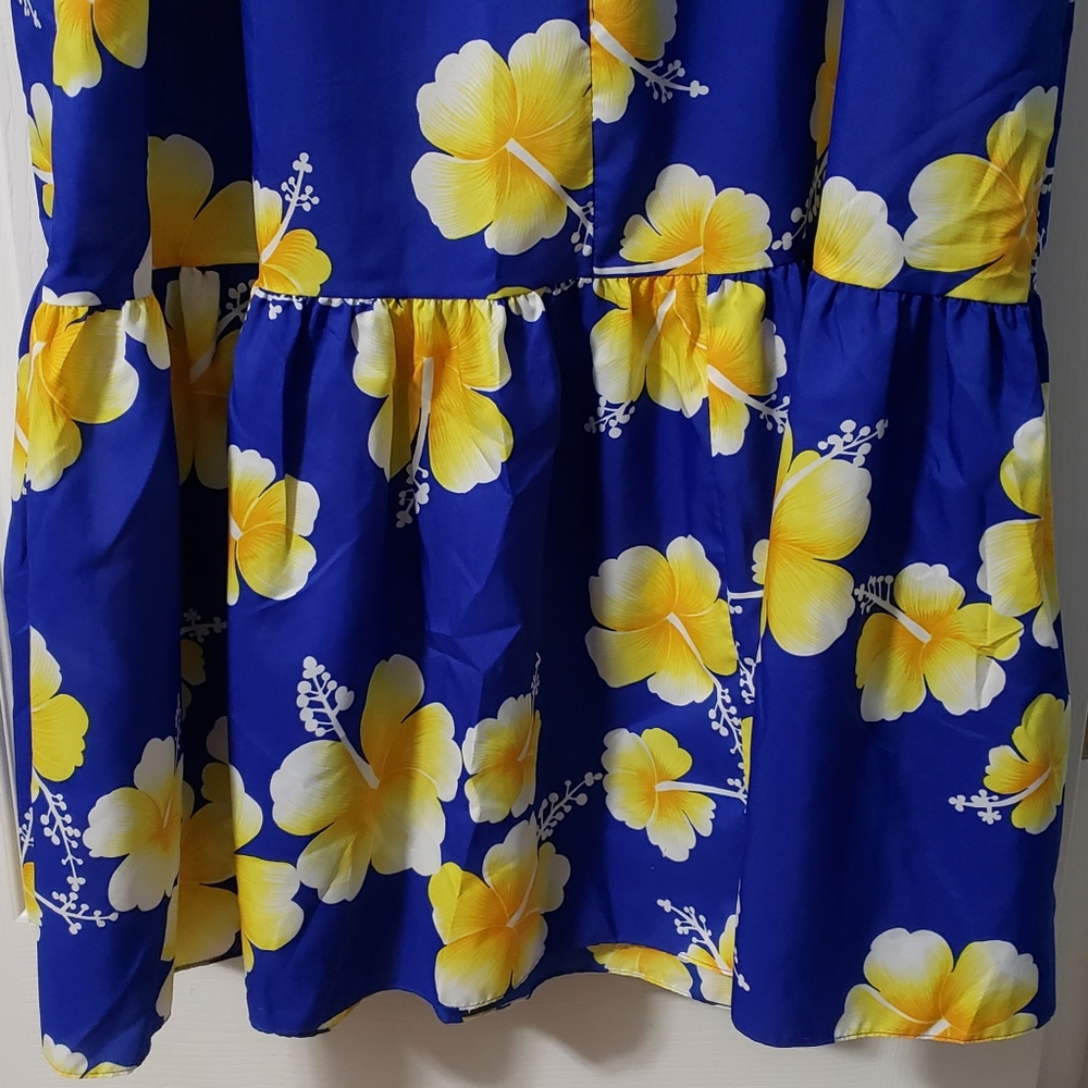 Women's Hilo Hatties Hawaiian Muumuu View 5